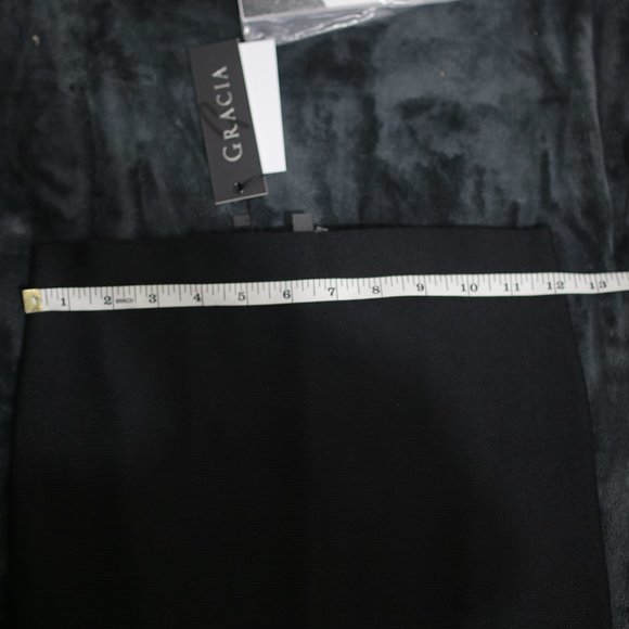 NWT Fluted Ruffle Hem Midi Mermaid Skirt. - Picture 6 of 7